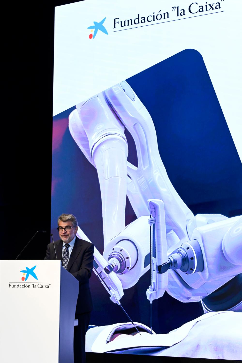 ceremonia-investigacion-innovacion-salud-2026-ceremonia-09.jpg