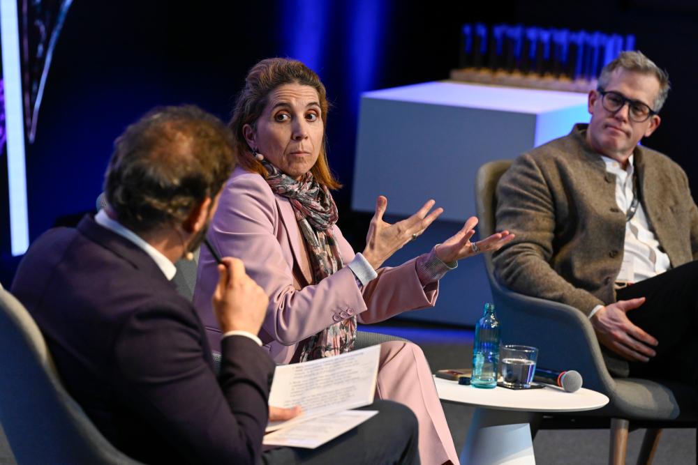 ceremonia-investigacion-innovacion-salud-2026-ceremonia-29.jpg